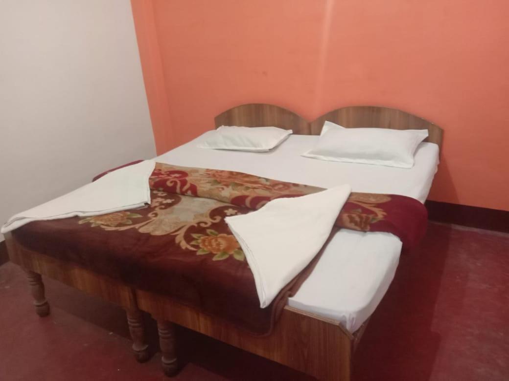 Om Rest House Guest house